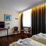 Hotel Stadt 3*